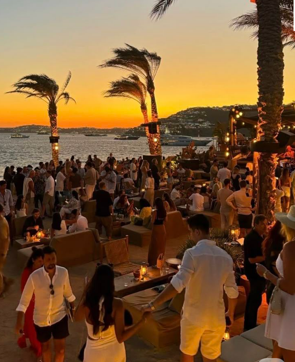 Marbella beach club night