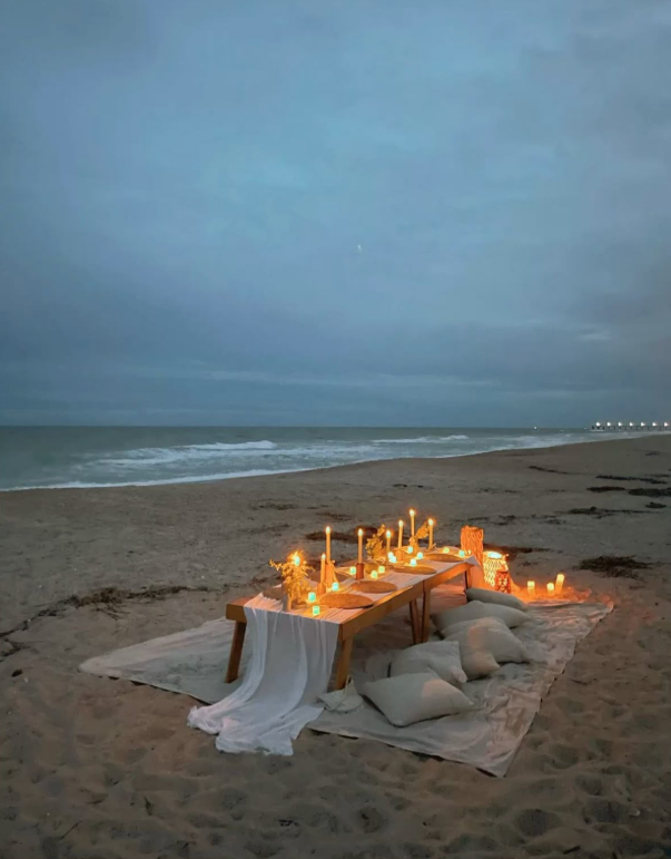 Candlelit beach date in Marbella